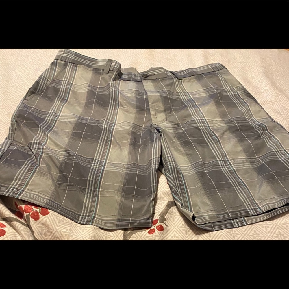 Ben Hogan Performance Grey Shorts Mens Sz 36